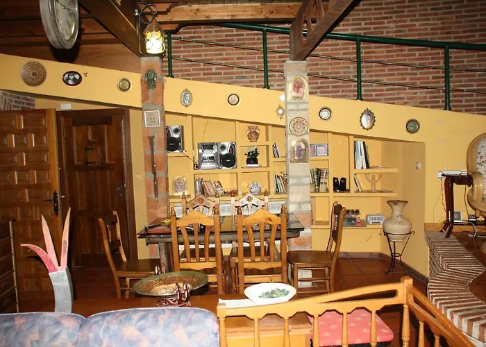 Casa Rural La Acena De Huerta 펜션 *